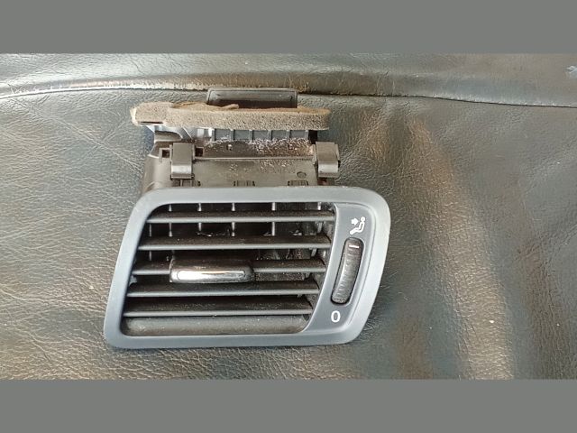 bontott VW PASSAT B6 Bal Szellőző