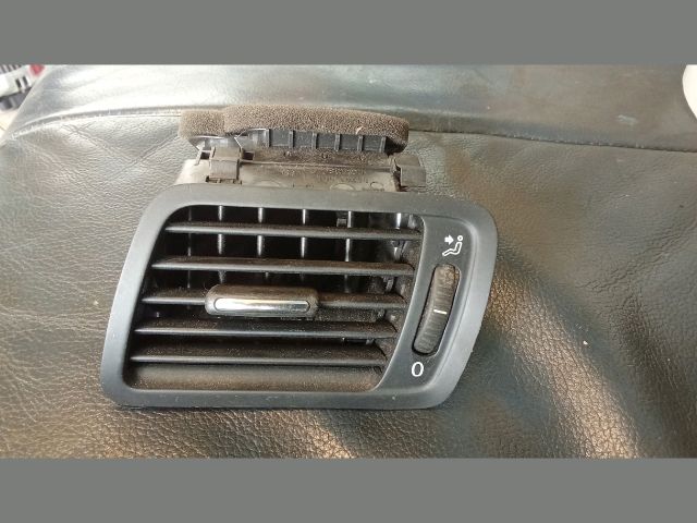 bontott VW PASSAT B6 Bal Szellőző