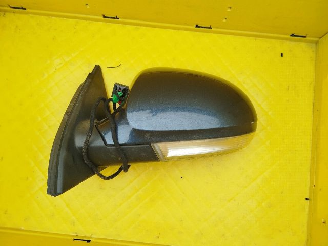 bontott VW PASSAT B6 Bal Visszapillantó Tükör (Elektromos)