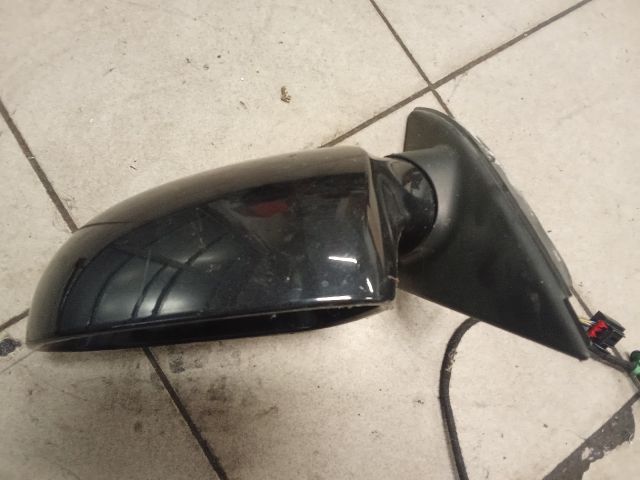 bontott VW PASSAT B6 Bal Visszapillantó Tükör (Elektromos)