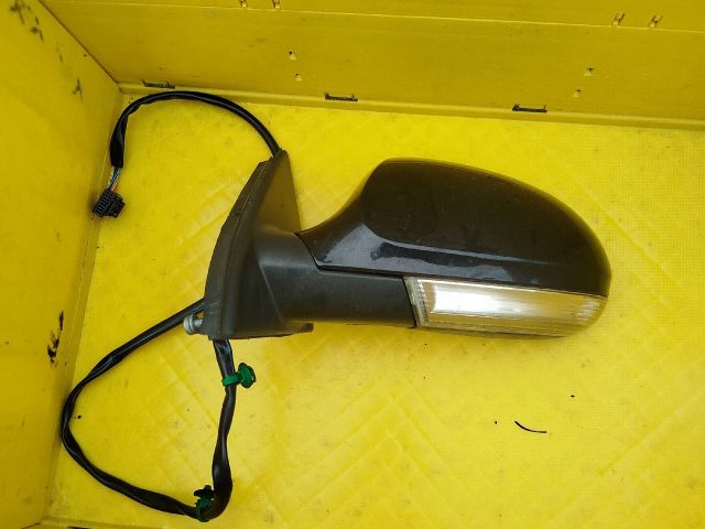 bontott VW PASSAT B6 Bal Visszapillantó Tükör (Elektromos)
