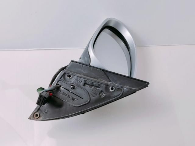 bontott VW PASSAT B6 Bal Visszapillantó Tükör (Elektromos)