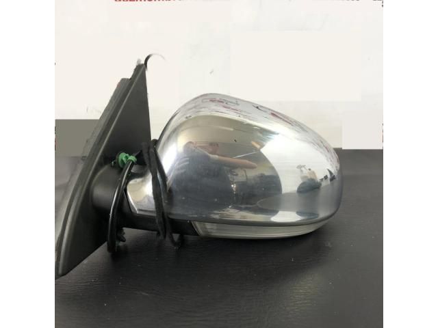 bontott VW PASSAT B6 Bal Visszapillantó Tükör (Elektromos)