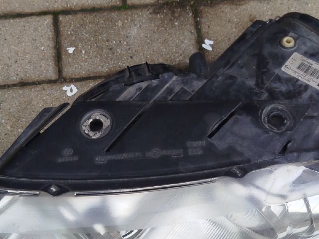 bontott VW PASSAT B6 Bal Xenon Fényszóró