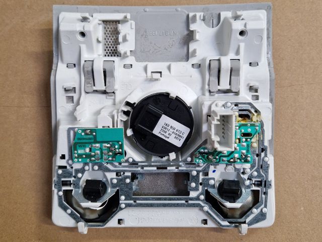 bontott VW PASSAT B6 Belső Világítás Tetőablak Vezérlővel