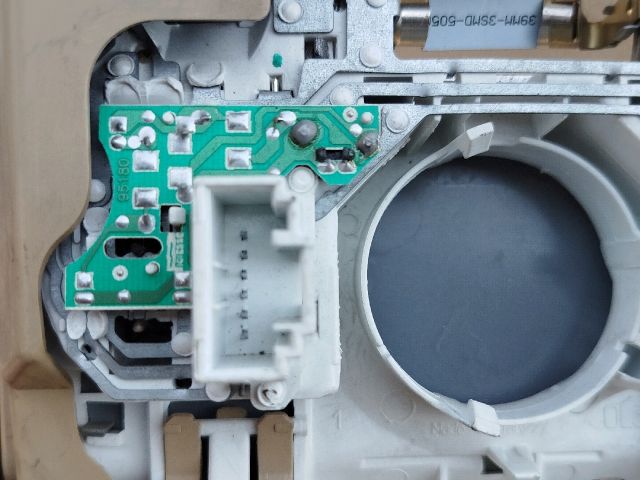 bontott VW PASSAT B6 Belső Világítás Vezérlő Modul