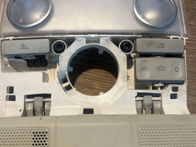 bontott VW PASSAT B6 Beltér Világítás Első