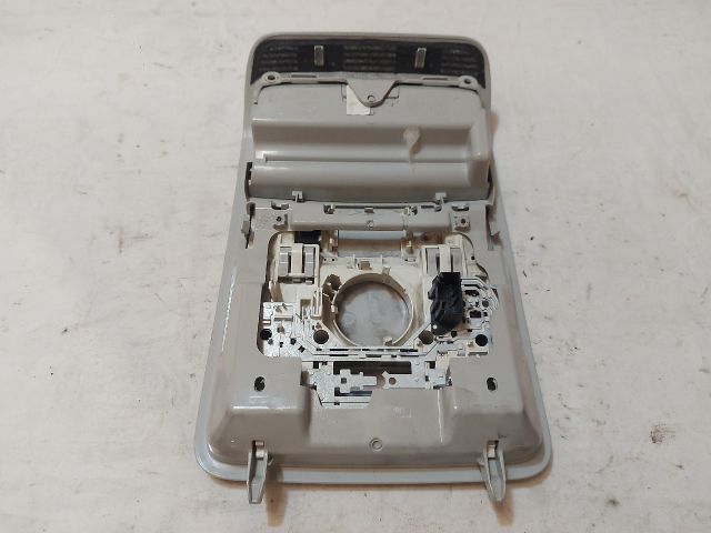 bontott VW PASSAT B6 Beltér Világítás Első