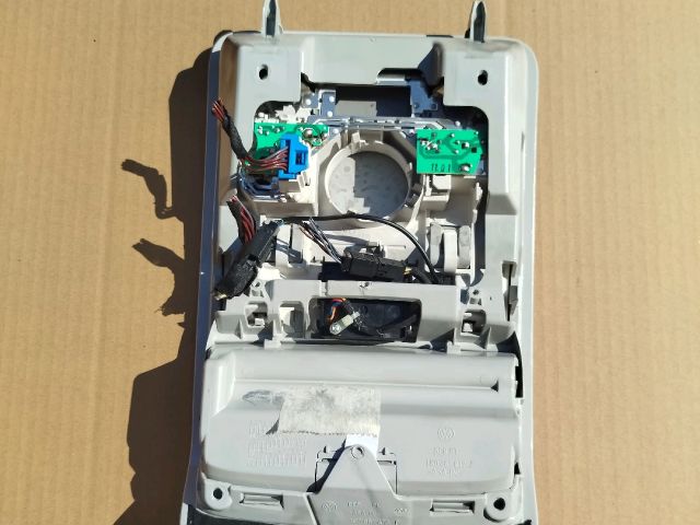 bontott VW PASSAT B6 Beltér Világítás Első