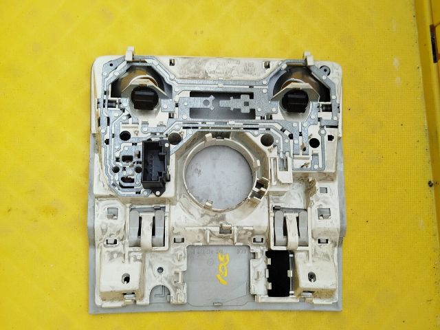 bontott VW PASSAT B6 Beltér Világítás Első