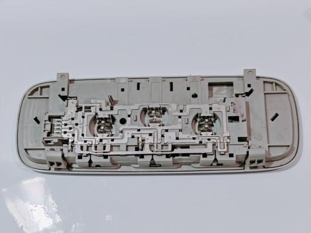 bontott VW PASSAT B6 Beltér Világítás Első