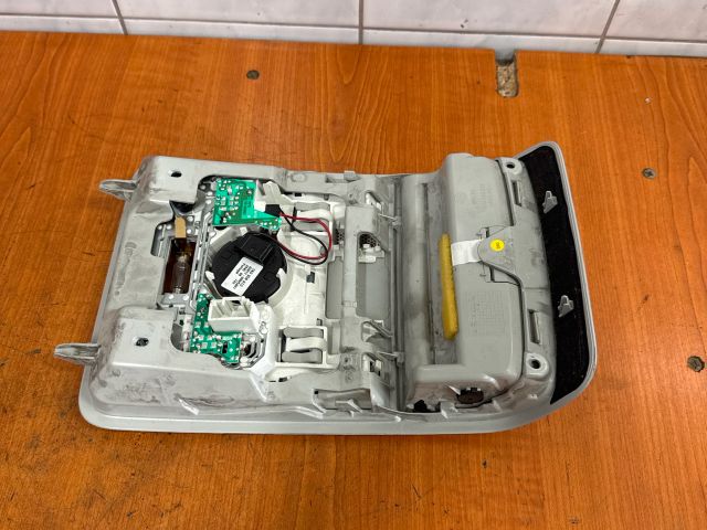 bontott VW PASSAT B6 Beltér Világítás Első