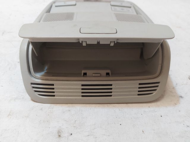 bontott VW PASSAT B6 Beltér Világítás Első