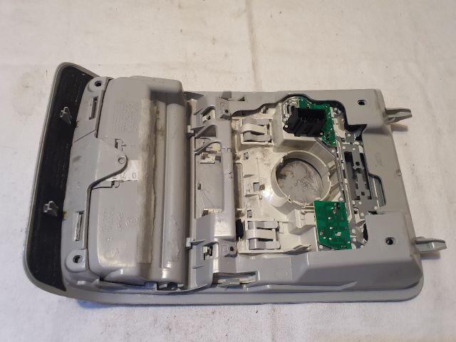 bontott VW PASSAT B6 Beltér Világítás Első