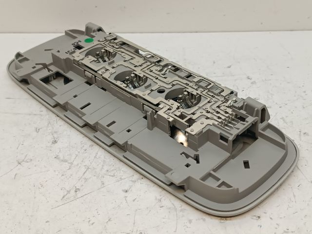 bontott VW PASSAT B6 Beltér Világítás Hátsó