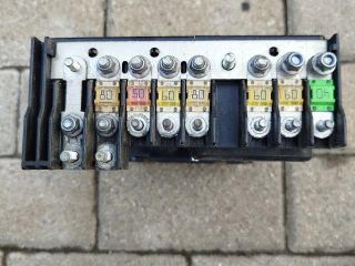 bontott VW PASSAT B6 Biztosítéktábla Doboz