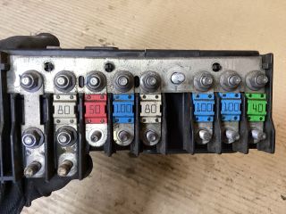 bontott VW PASSAT B6 Biztosítéktábla Doboz