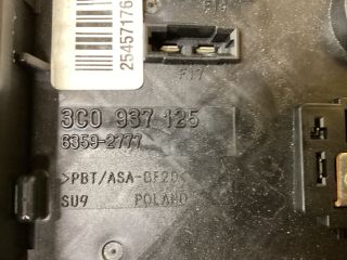 bontott VW PASSAT B6 Biztosítéktábla Doboz