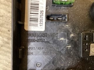 bontott VW PASSAT B6 Biztosítéktábla Doboz