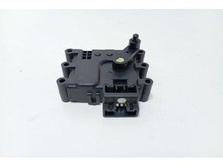 bontott VW PASSAT B6 Biztosítéktábla Fedél