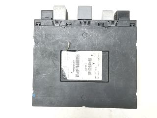 bontott VW PASSAT B6 Biztosítéktábla Utastér