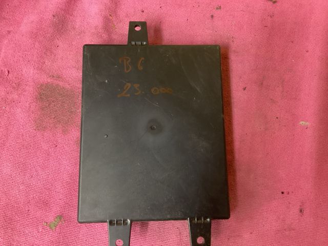 bontott VW PASSAT B6 Bluetooth Elektronika