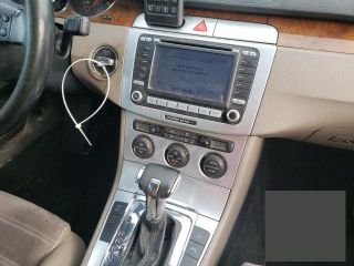 bontott VW PASSAT B6 Bluetooth Elektronika