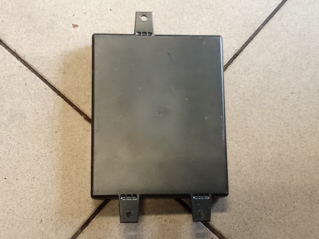 bontott VW PASSAT B6 Bluetooth Elektronika