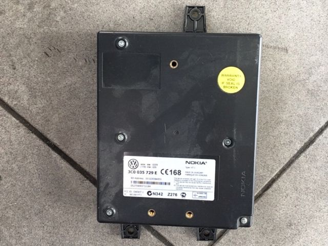 bontott VW PASSAT B6 Bluetooth Elektronika