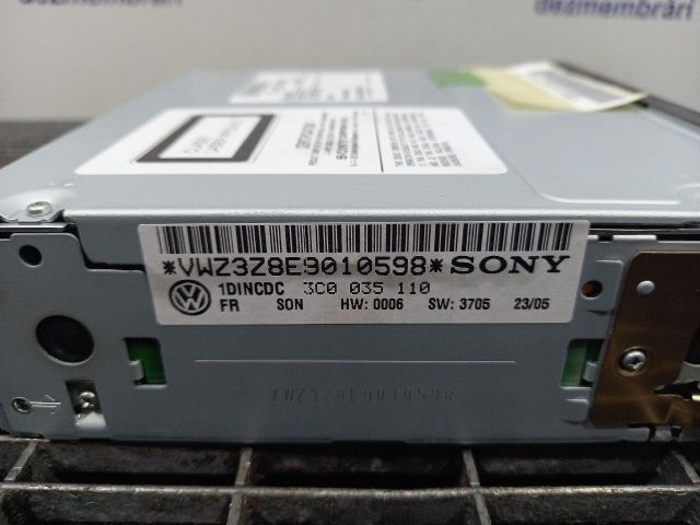 bontott VW PASSAT B6 CD / DVD Tár