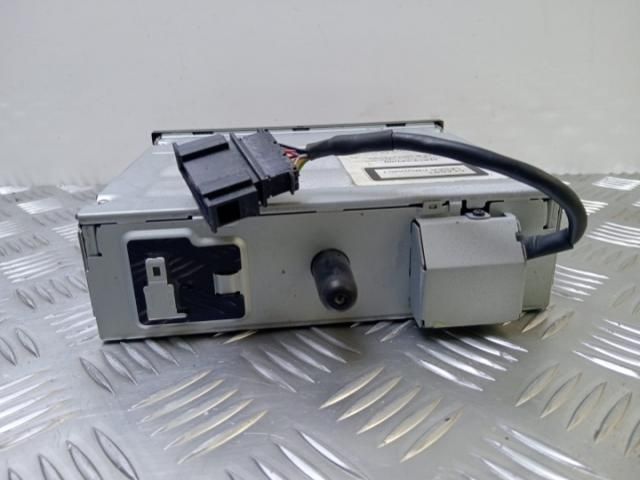 bontott VW PASSAT B6 CD / DVD Tár