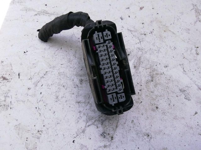 bontott VW PASSAT B6 Csatlakozó