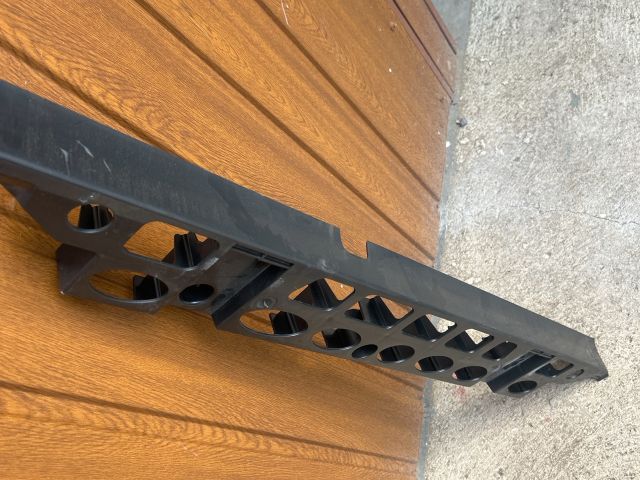 bontott VW PASSAT B6 Csomagtér Kárpit Tartó (Pozíciófüggetlen)