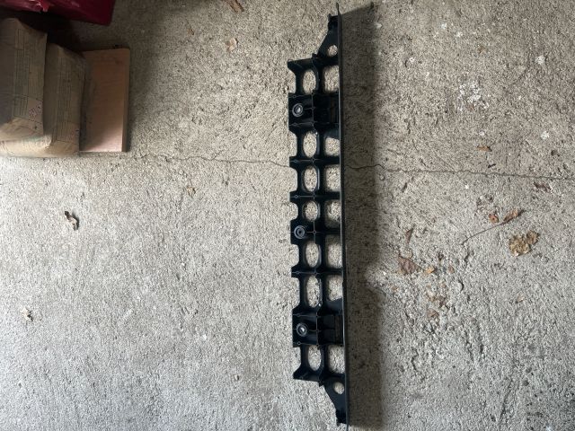 bontott VW PASSAT B6 Csomagtér Kárpit Tartó (Pozíciófüggetlen)