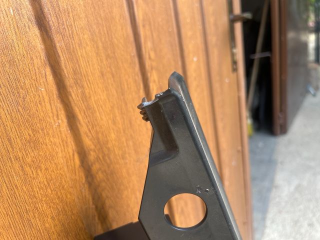 bontott VW PASSAT B6 Csomagtér Kárpit Tartó (Pozíciófüggetlen)