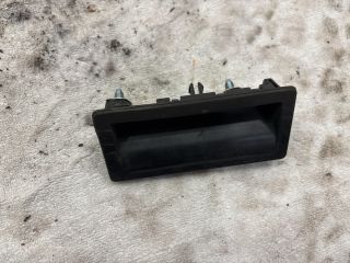 bontott VW PASSAT B6 Csomagtér Nyitó Kar / Gomb