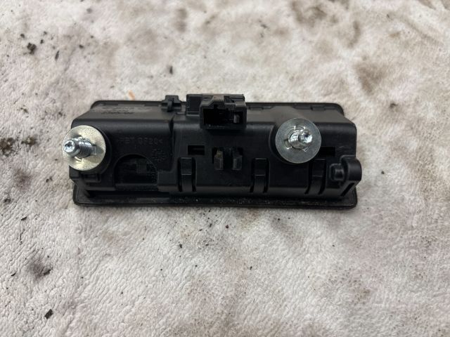 bontott VW PASSAT B6 Csomagtér Nyitó Kar / Gomb