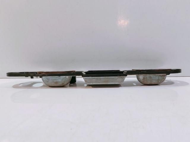 bontott VW PASSAT B6 Csomagtér Nyitó Kar / Gomb