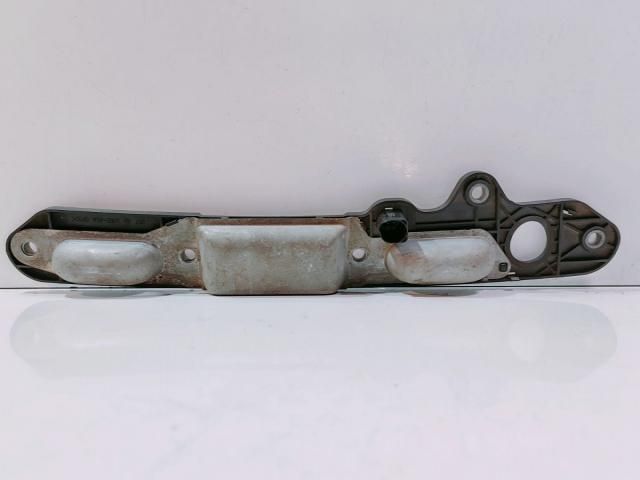 bontott VW PASSAT B6 Csomagtér Nyitó Kar / Gomb