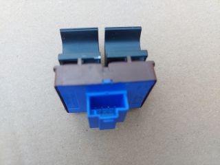 bontott VW PASSAT B6 Csomagtér Nyitó Kar / Gomb