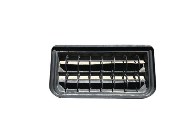 bontott VW PASSAT B6 Csomagtér Szellőző Jobb