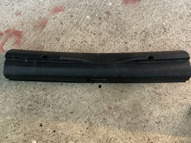 bontott VW PASSAT B6 Csomagtérajtó Burkolat Alsó