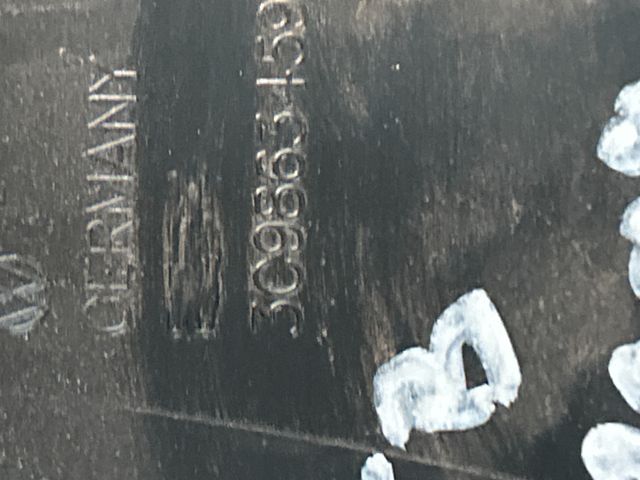 bontott VW PASSAT B6 Csomagtérajtó Burkolat Alsó