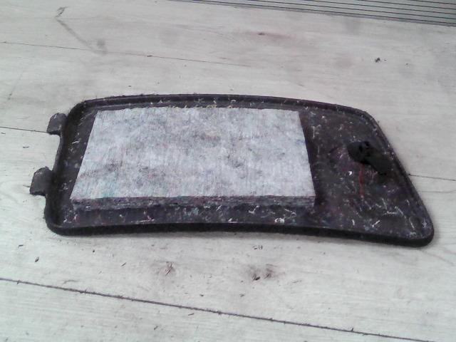 bontott VW PASSAT B6 Csomagtérajtó Burkolat (Részeivel)