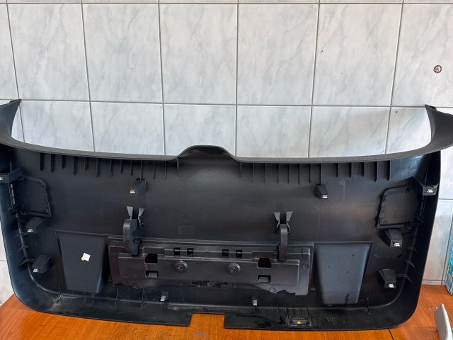 bontott VW PASSAT B6 Csomagtérajtó Kárpit