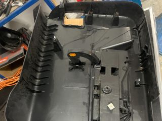 bontott VW PASSAT B6 Csomagtérajtó Kárpit