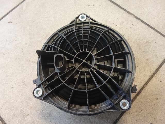 bontott VW PASSAT B6 Csomagtérajtó Kilincs