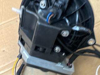 bontott VW PASSAT B6 Csomagtérajtó Kilincs