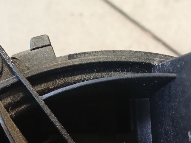 bontott VW PASSAT B6 Csomagtérajtó Kilincs