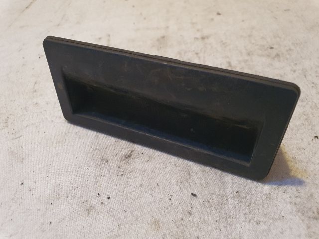 bontott VW PASSAT B6 Csomagtérajtó Kilincs